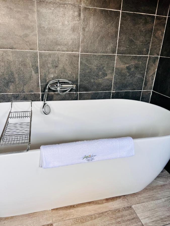 Signature Boutique Guesthouse Maun Dış mekan fotoğraf