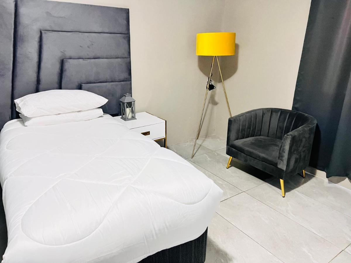 Signature Boutique Guesthouse Maun Dış mekan fotoğraf