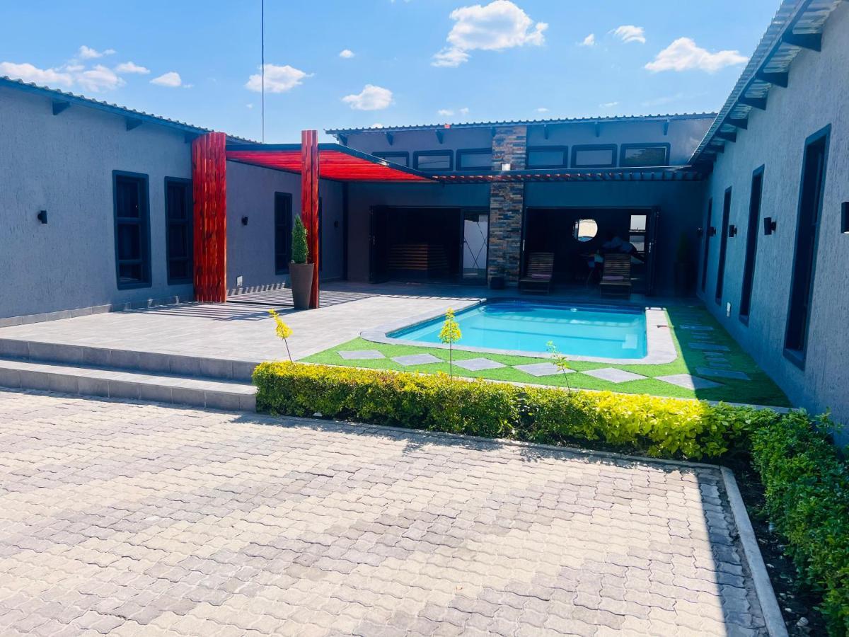 Signature Boutique Guesthouse Maun Dış mekan fotoğraf